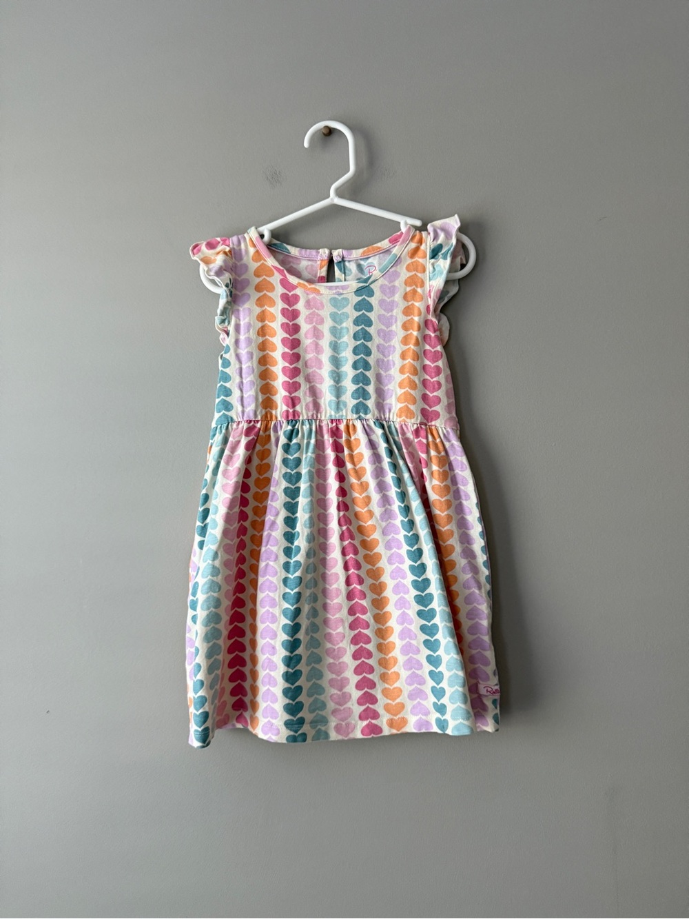 Ruffle butts size 4t Girls' Multi-Color Heart Print Ruffle Sleeve Dress
